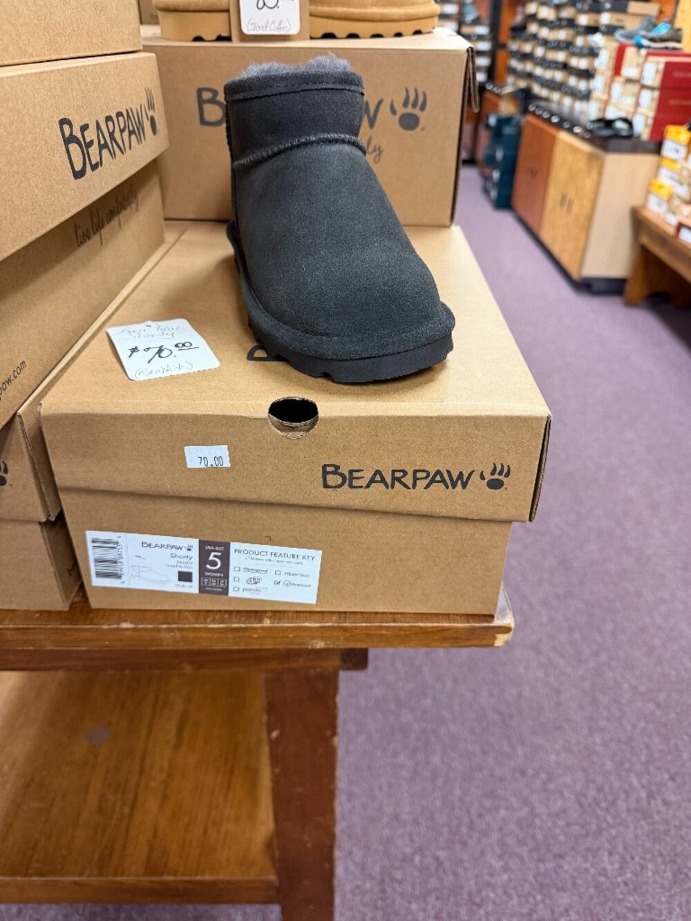 BearPaw shorty
